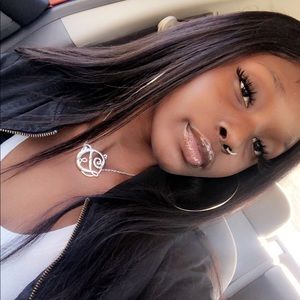 Meet your Posher, Diamond